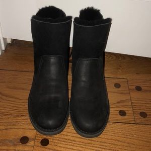 Women’s NAIYAH ugg boots
